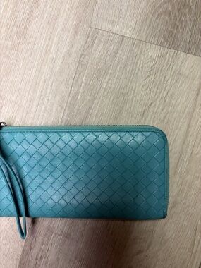 Bottega Venetta Authentic Leather Wallet - Teal